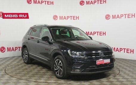 Volkswagen Tiguan II, 2018 год, 2 495 000 рублей, 3 фотография