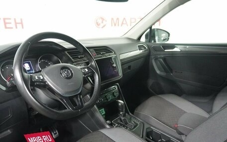Volkswagen Tiguan II, 2018 год, 2 495 000 рублей, 9 фотография