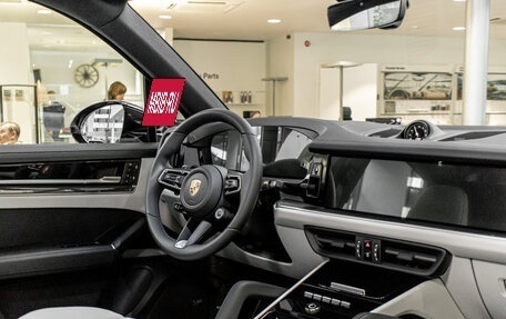Porsche Cayenne III, 2026 год, 22 000 000 рублей, 12 фотография