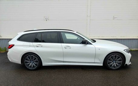 BMW 3 серия, 2020 год, 3 675 000 рублей, 9 фотография