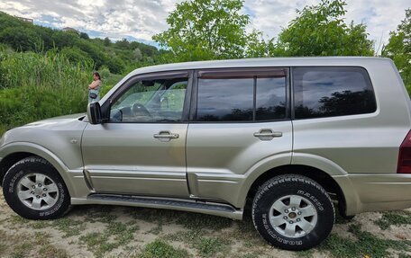 Mitsubishi Pajero III рестайлинг, 2003 год, 700 000 рублей, 8 фотография