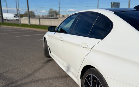 BMW 5 серия, 2019 год, 3 699 999 рублей, 4 фотография