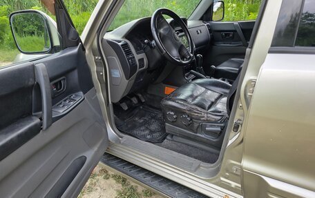 Mitsubishi Pajero III рестайлинг, 2003 год, 700 000 рублей, 10 фотография