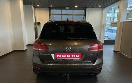 Volkswagen Touareg III, 2010 год, 1 285 000 рублей, 4 фотография