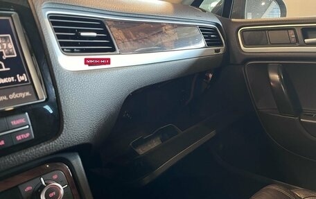 Volkswagen Touareg III, 2010 год, 1 285 000 рублей, 30 фотография