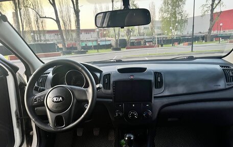 KIA Cerato III, 2009 год, 598 000 рублей, 21 фотография