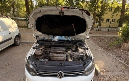 Volkswagen Polo VI (EU Market), 2012 год, 400 000 рублей, 11 фотография