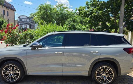 Skoda Kodiaq, 2025 год, 5 700 000 рублей, 2 фотография