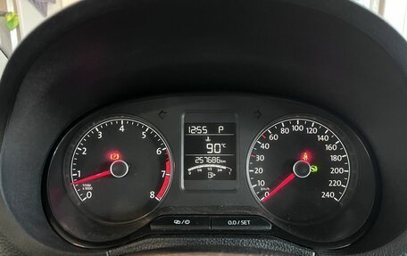 Volkswagen Polo VI (EU Market), 2015 год, 795 000 рублей, 11 фотография