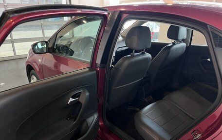 Volkswagen Polo VI (EU Market), 2015 год, 795 000 рублей, 24 фотография