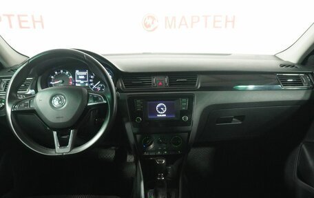 Skoda Rapid I, 2015 год, 1 045 000 рублей, 15 фотография