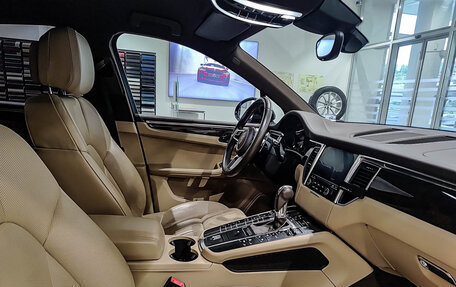 Porsche Macan I рестайлинг, 2016 год, 4 200 000 рублей, 15 фотография