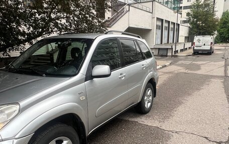 Toyota RAV4, 2004 год, 1 320 000 рублей, 7 фотография