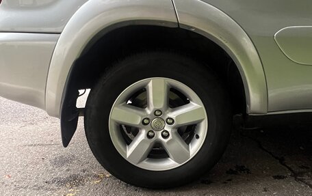 Toyota RAV4, 2004 год, 1 320 000 рублей, 14 фотография