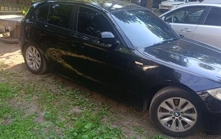 BMW 1 серия, 2010 год, 660 000 рублей, 6 фотография