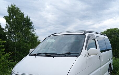Toyota Regius, 1997 год, 750 000 рублей, 4 фотография