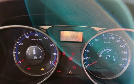 Hyundai ix35 I рестайлинг, 2012 год, 1 500 000 рублей, 11 фотография