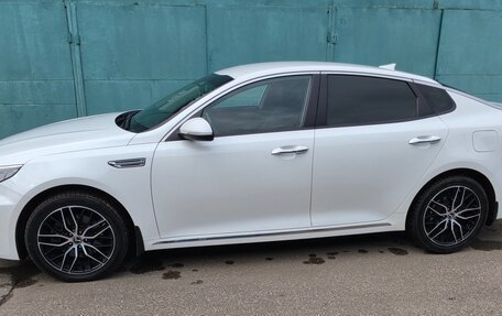 KIA Optima IV, 2018 год, 2 050 000 рублей, 2 фотография