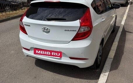 Hyundai Solaris II рестайлинг, 2015 год, 820 000 рублей, 16 фотография