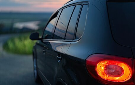 Volkswagen Tiguan I, 2011 год, 1 000 000 рублей, 3 фотография