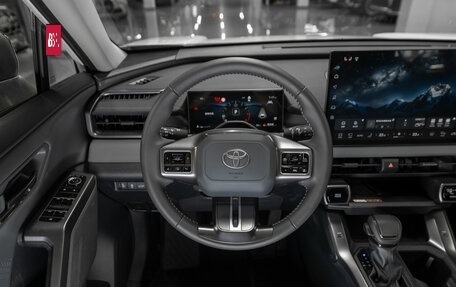 Toyota RAV4, 2026 год, 4 050 000 рублей, 11 фотография