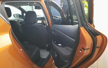 Nissan Leaf I, 2016 год, 1 250 000 рублей, 5 фотография