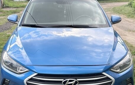 Hyundai Elantra VI рестайлинг, 2018 год, 1 700 000 рублей, 2 фотография