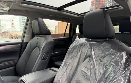 Toyota Highlander, 2026 год, 4 700 000 рублей, 12 фотография