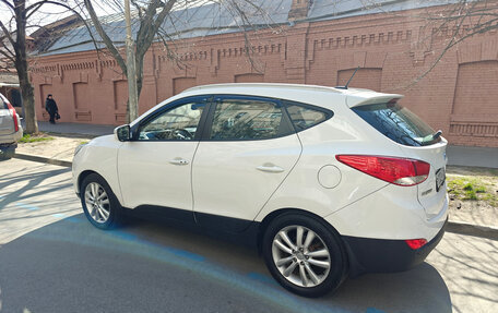 Hyundai ix35 I рестайлинг, 2011 год, 1 250 000 рублей, 5 фотография