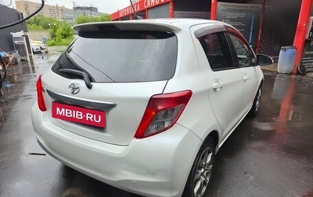 Toyota Vitz, 2012 год, 570 000 рублей, 3 фотография