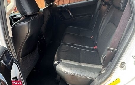 Toyota Land Cruiser Prado 150 рестайлинг 2, 2015 год, 4 100 000 рублей, 18 фотография