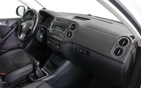 Volkswagen Tiguan I, 2013 год, 999 000 рублей, 11 фотография