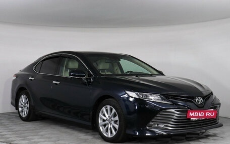 Toyota Camry, 2018 год, 2 797 000 рублей, 4 фотография
