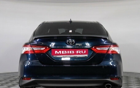 Toyota Camry, 2018 год, 2 797 000 рублей, 7 фотография