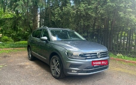 Volkswagen Tiguan II, 2020 год, 3 500 000 рублей, 2 фотография