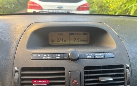 Toyota Avensis III рестайлинг, 2004 год, 925 000 рублей, 10 фотография