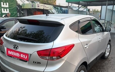 Hyundai ix35 I рестайлинг, 2011 год, 890 000 рублей, 2 фотография