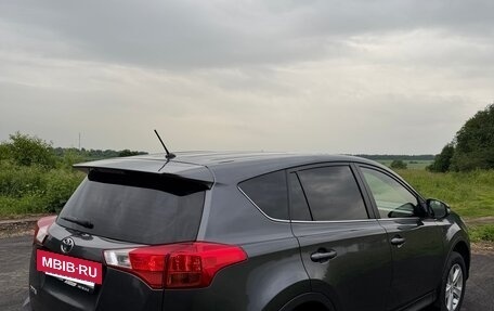 Toyota RAV4, 2013 год, 2 000 000 рублей, 3 фотография