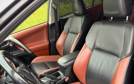 Toyota RAV4, 2013 год, 2 000 000 рублей, 10 фотография
