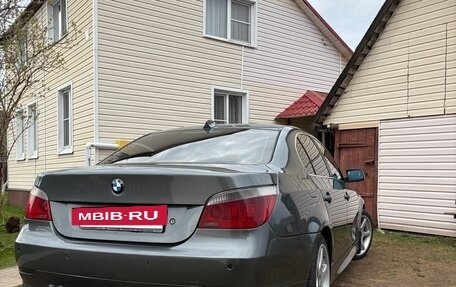BMW 5 серия, 2005 год, 950 000 рублей, 3 фотография