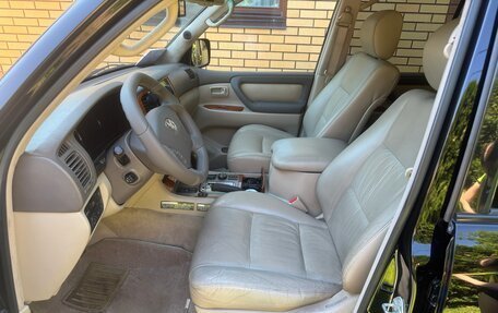 Toyota Land Cruiser 100 рестайлинг 2, 2006 год, 3 550 000 рублей, 8 фотография