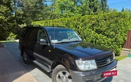 Toyota Land Cruiser 100 рестайлинг 2, 2006 год, 3 550 000 рублей, 13 фотография