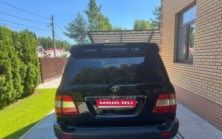 Toyota Land Cruiser 100 рестайлинг 2, 2006 год, 3 550 000 рублей, 5 фотография