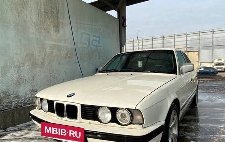 BMW 5 серия, 1990 год, 230 000 рублей, 2 фотография