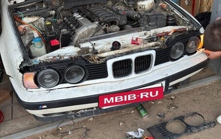 BMW 5 серия, 1990 год, 230 000 рублей, 13 фотография