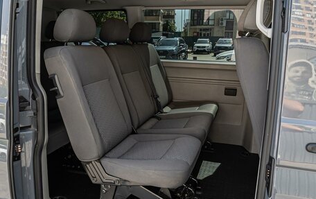 Volkswagen Caravelle T5, 2013 год, 2 135 000 рублей, 7 фотография
