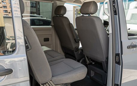 Volkswagen Caravelle T5, 2013 год, 2 135 000 рублей, 10 фотография