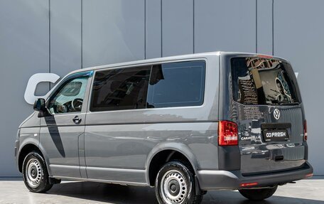 Volkswagen Caravelle T5, 2013 год, 2 135 000 рублей, 2 фотография