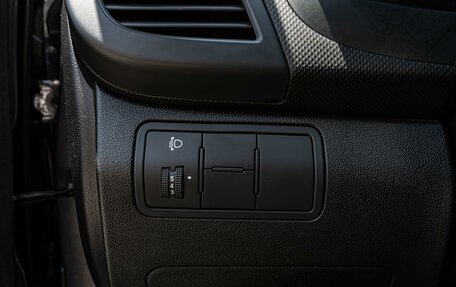 Hyundai Solaris II рестайлинг, 2016 год, 985 000 рублей, 16 фотография