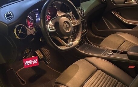 Mercedes-Benz GLA, 2018 год, 2 640 000 рублей, 10 фотография